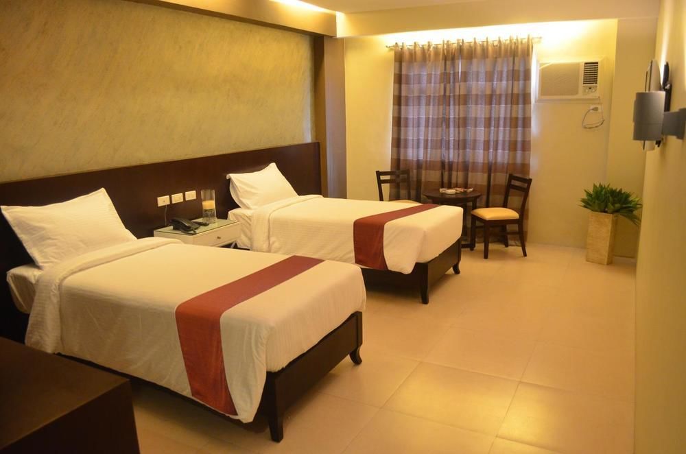 Grace Crown Hotel Ángeles Extérieur photo
