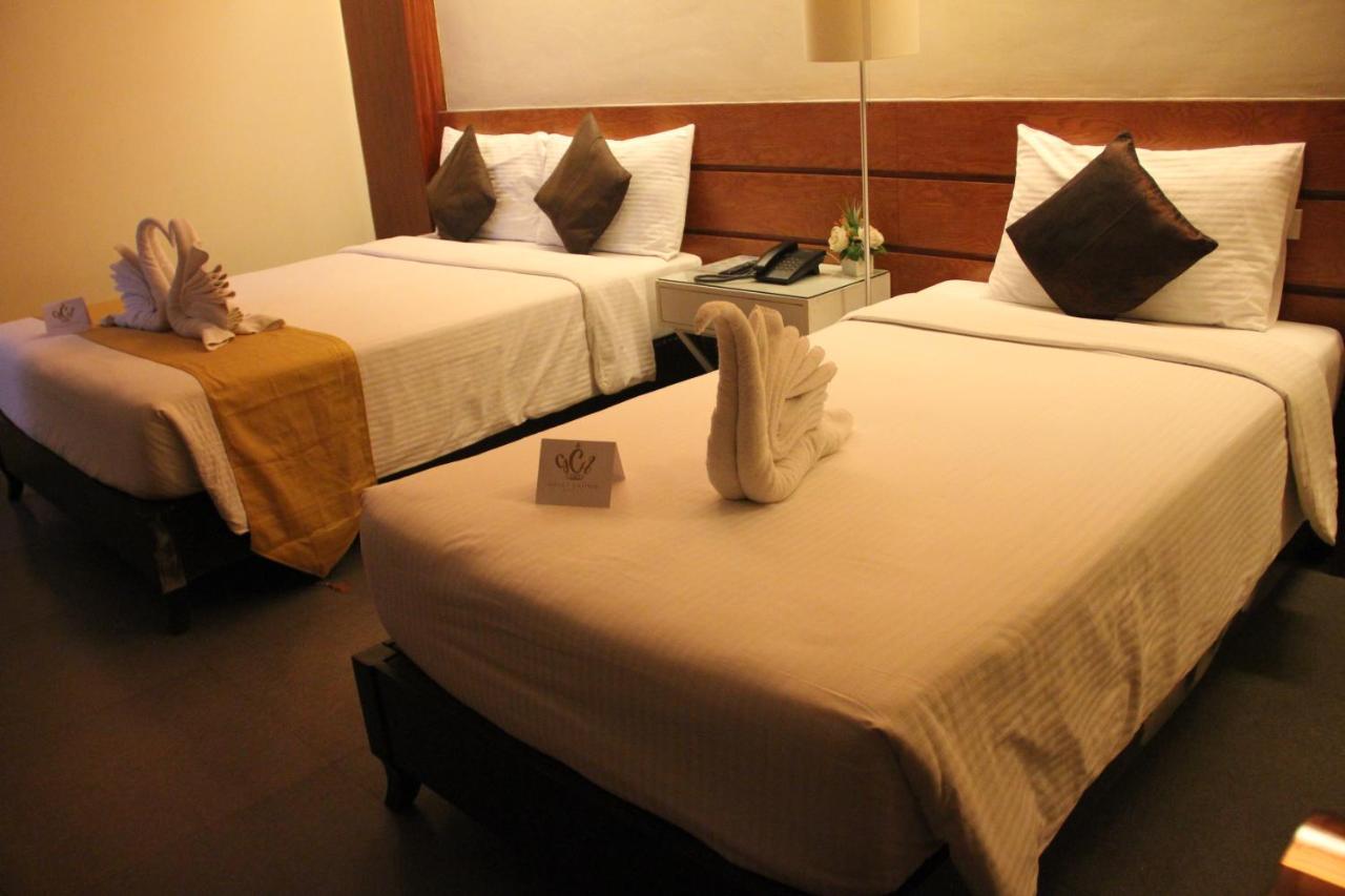 Grace Crown Hotel Ángeles Extérieur photo